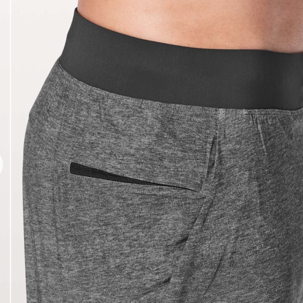 Lululemon Mens T.H.E Short Out of Mind Liner 9" Medium - Picture 4 of 12